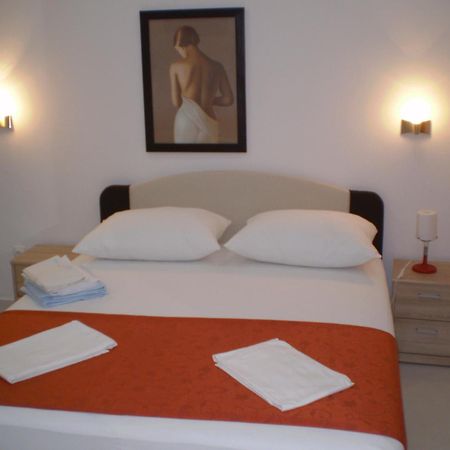 Apartments Tare, Free Parking Водице Екстер'єр фото