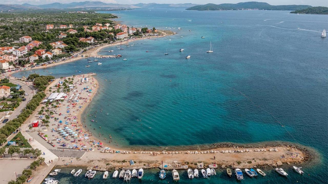 Apartments Tare, Free Parking Водице Екстер'єр фото