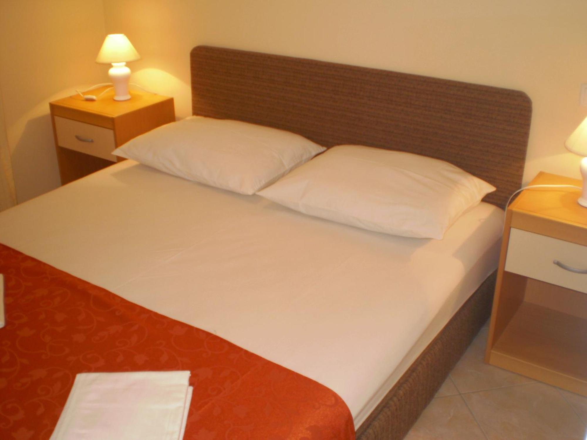 Apartments Tare, Free Parking Водице Екстер'єр фото