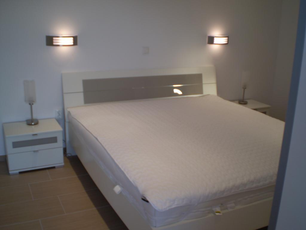 Apartments Tare, Free Parking Водице Екстер'єр фото