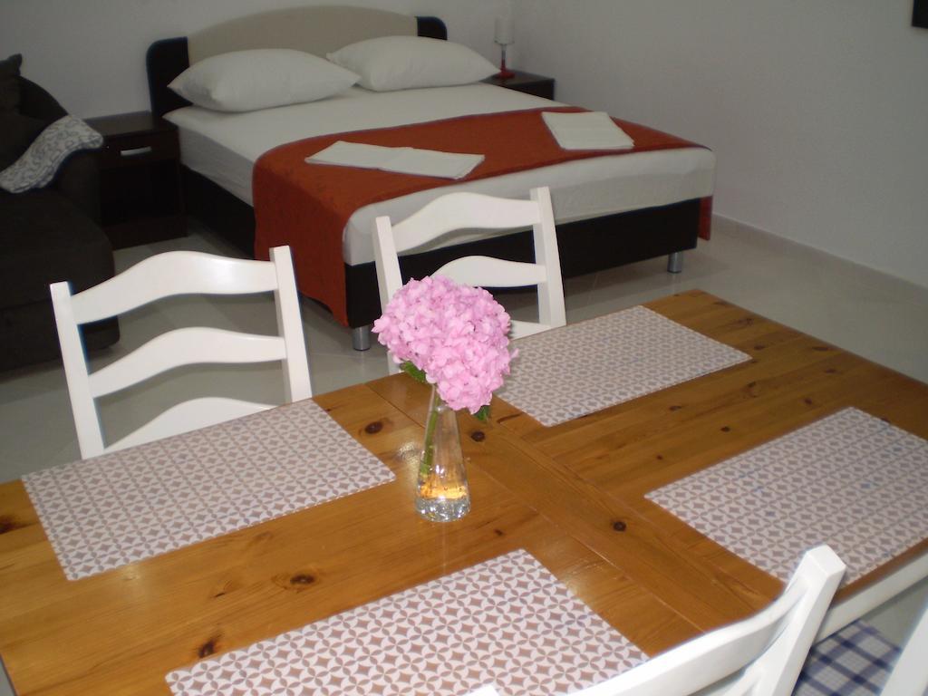 Apartments Tare, Free Parking Водице Номер фото
